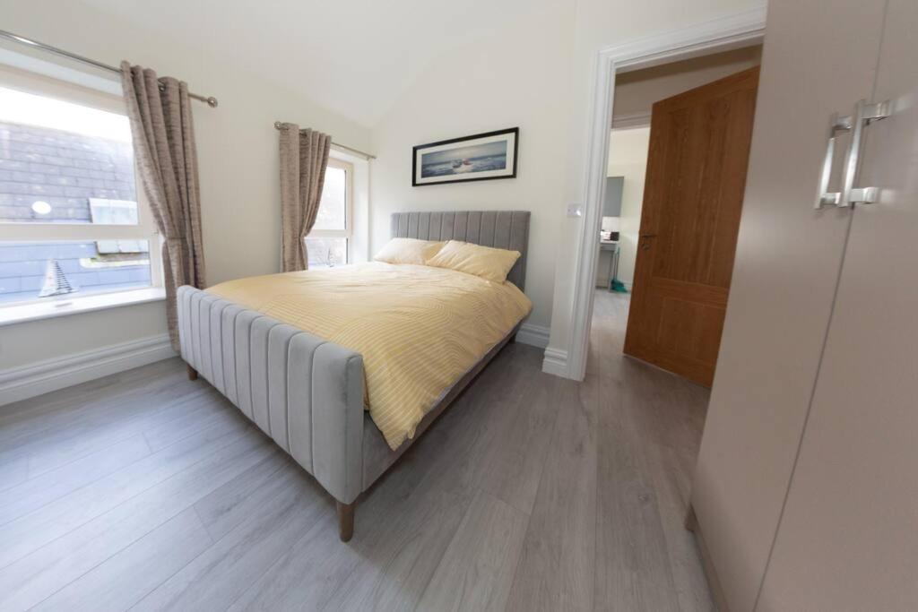 Unit 3 Modern Self Contained Apartment Cobh Exterior photo